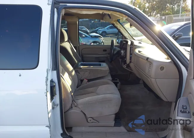 2GCEC19V451175719: 44235670