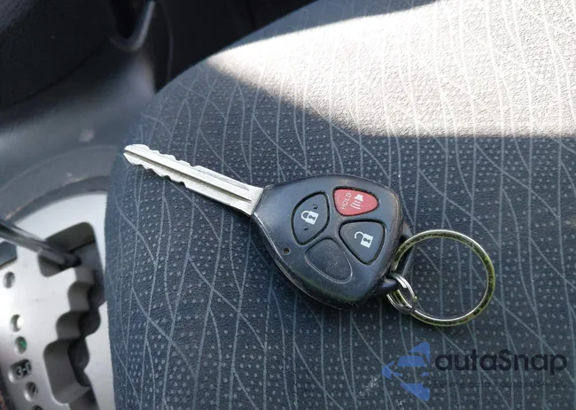 JTDBT903384033044: 44235715