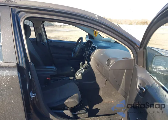 1B3CB3HA8AD648090: 44235773