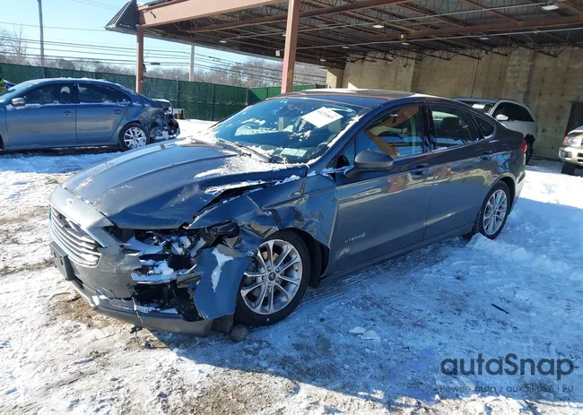 3FA6P0LUXKR266722: 44235803