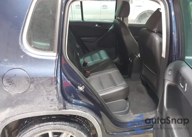 WVGBV3AX9DW612980: 44235835