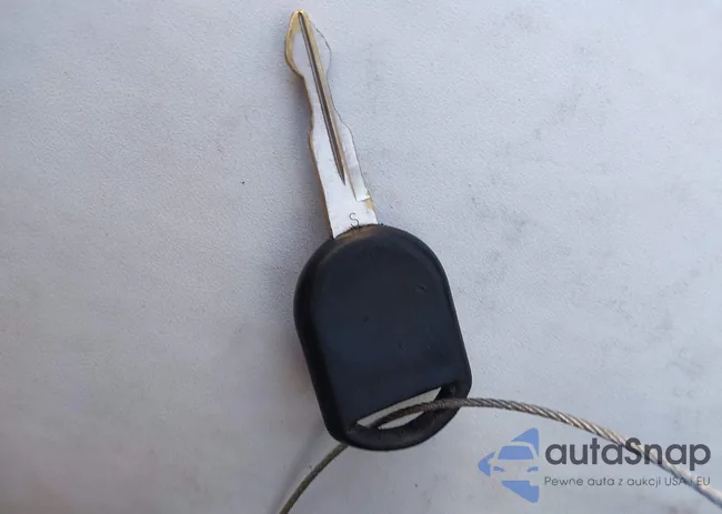 1FTYR44VX3PA85124: 44235860