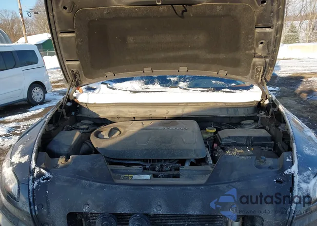 1C4PJMCS1GW145782: 44235876