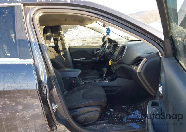 1C4PJMCS1GW145782: 44235876