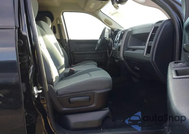 1C6RR7KT4ES218989: 44234958