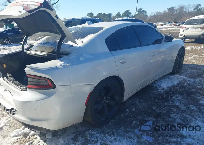 2C3CDXHG4FH730062: 44234972