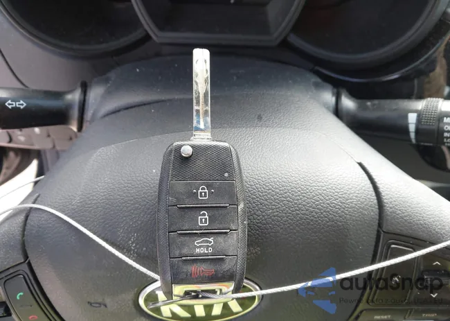 KNADM4A31H6106145: 44234973