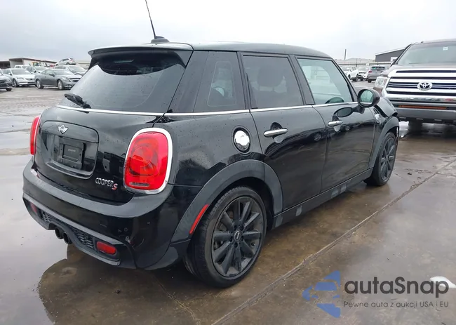 WMWXU3C56G2D28730: 44235024