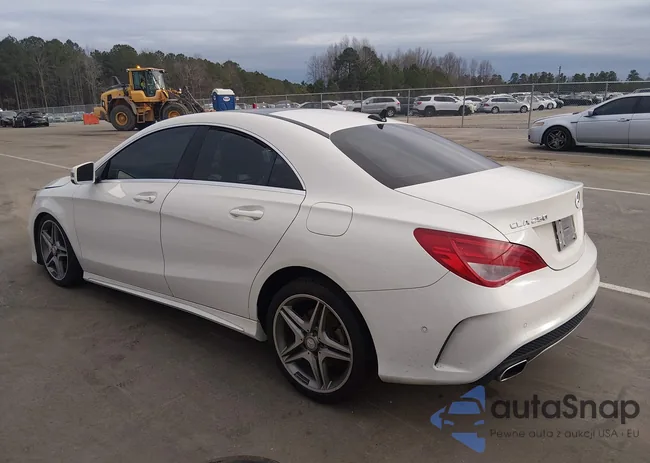 WDDSJ4EB1EN134880: 44235137