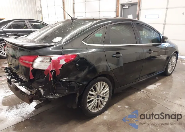 1FADP3J28FL235208: 44235186