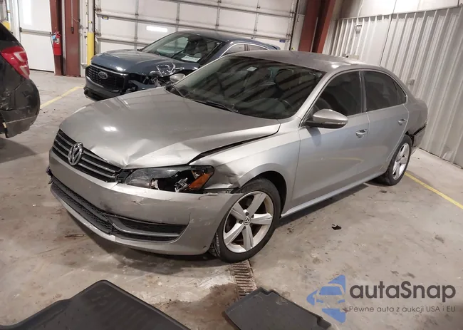 1VWBH7A30CC098322: 44236373