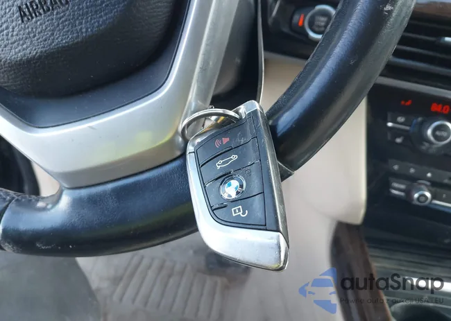 5UXKR0C58F0P06663: 44236535