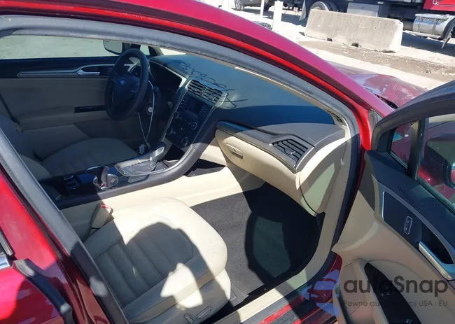 3FA6P0H78FR159726: 44236550