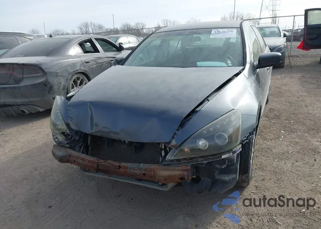 1HGCM56396A127558: 44236596