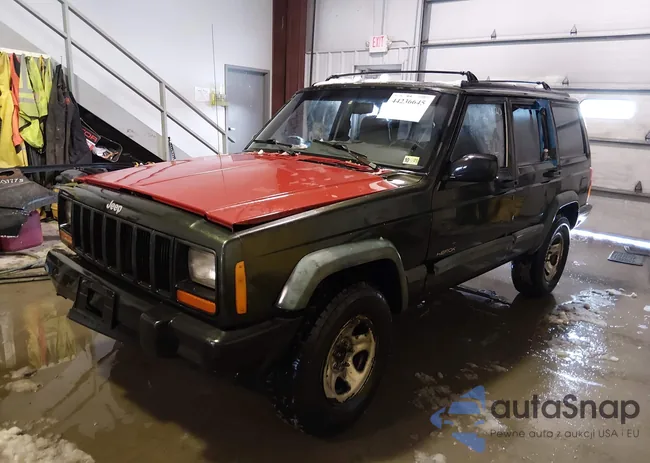 1J4FJ68S1WL241678: 44236645