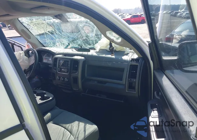 1C6RR6FG3DS643674: 44236729