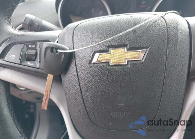 1G1PE5SB8E7257362: 44236813