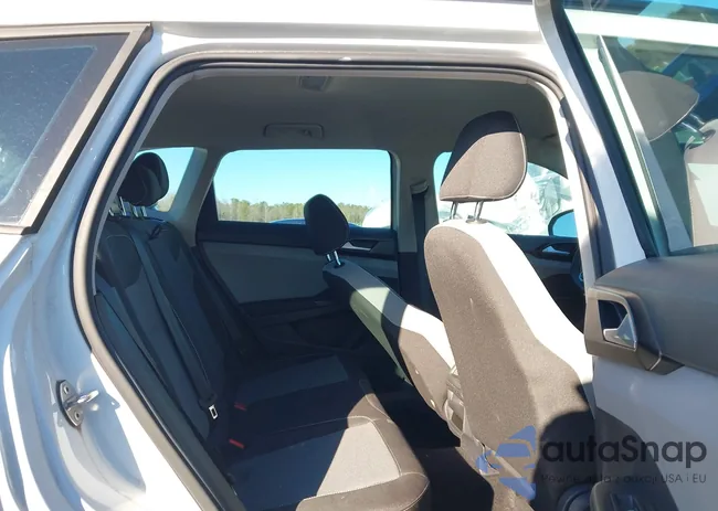 3VVAX7B28PM331571: 44236822