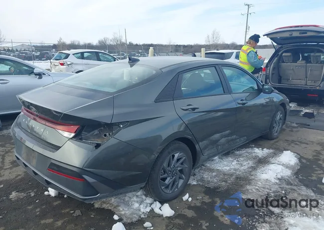 KMHLM4DG6RU746079: 44236850