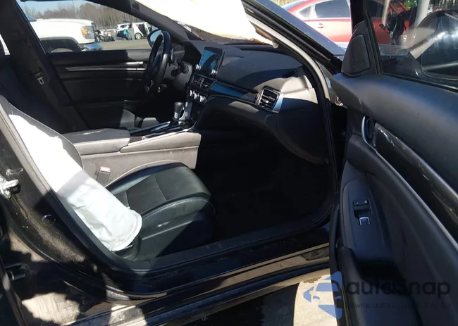 1HGCV1F39JA223933: 44236853