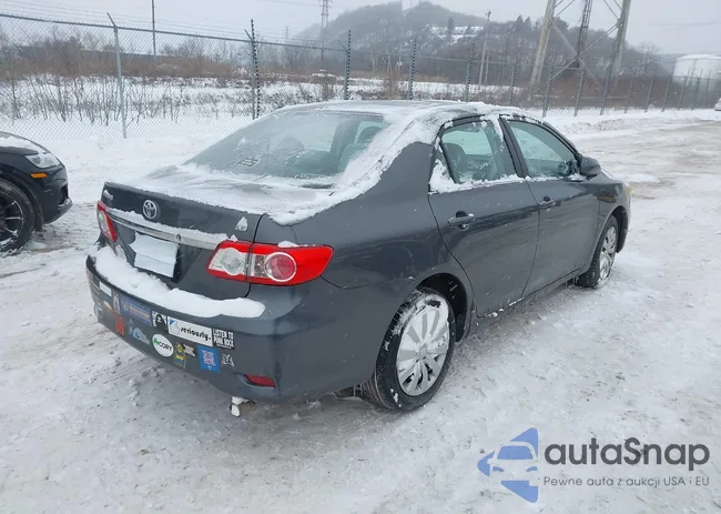 2T1BU4EE3DC981137: 44236860