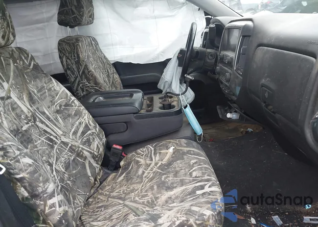 2GCVKPEC3K1165415: 44235981