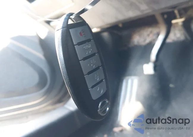 1N4AL3AP2FC126950: 44236175