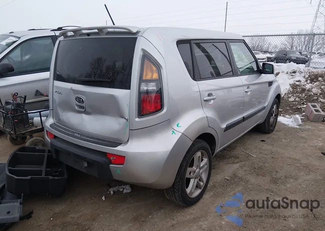 KNDJT2A2XB7706734: 44236204