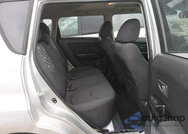 KNDJT2A2XB7706734: 44236204