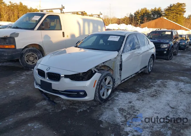 WBA8D9G36HNU64353: 44236268