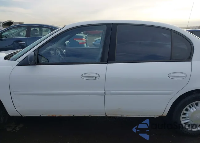 1G1ND52JX1M669506: 44236320