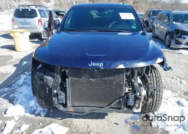 1C4RJFAG0JC274690: 44237339