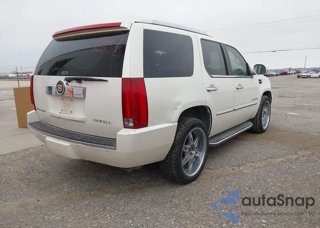 1GYEC63827R290050: 44237437