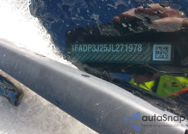 1FADP3J25JL271978: 44237439