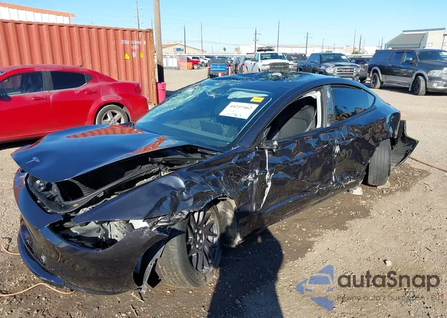 5YJ3E1EA0RF785205: 44237462