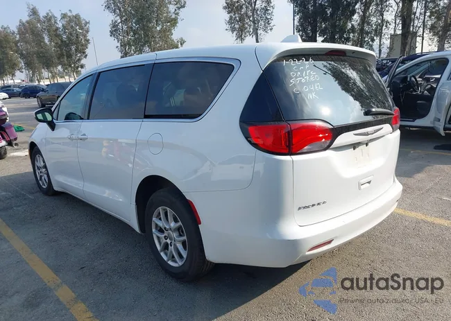 2C4RC1DGXHR840462: 44237500