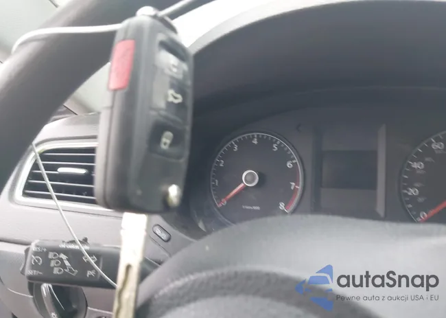 3VW1K7AJ1CM353652: 44237611