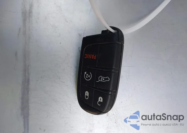 3C4NJCCB4KT637450: 44237643