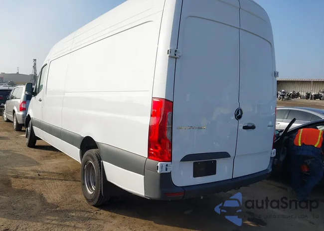 W1Y5NCHY7RT186842: 44237723