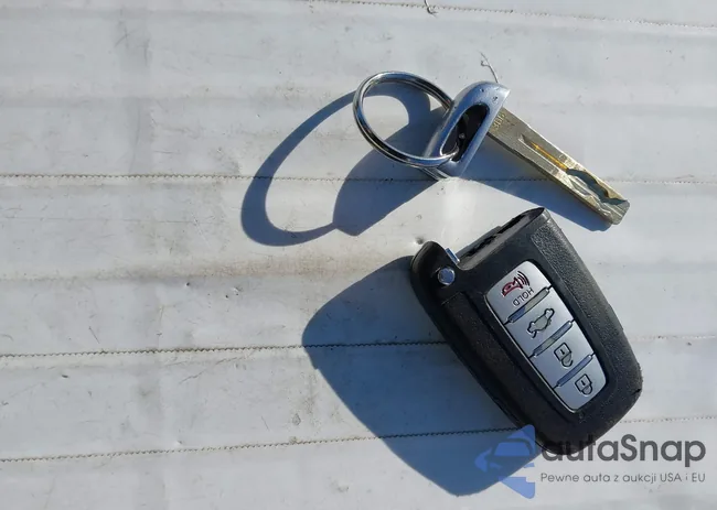 KMHGC46F29U047105: 44237920