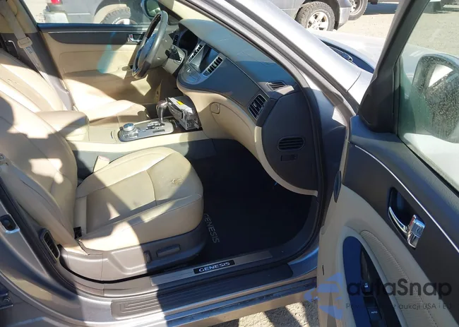 KMHGC46F29U047105: 44237920