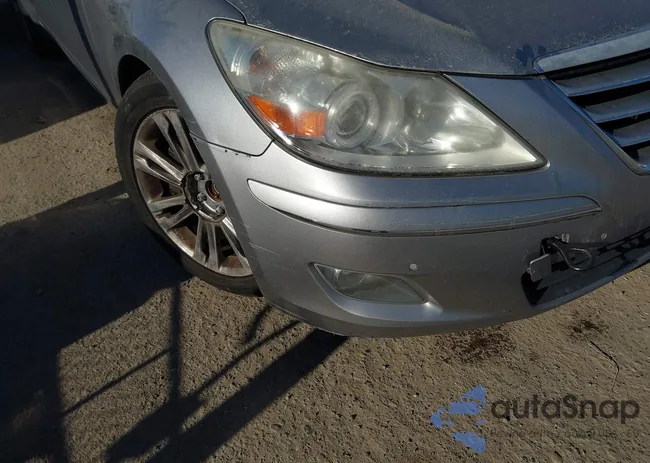 KMHGC46F29U047105: 44237920