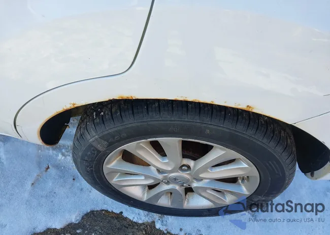 KNDJT2A68C7378587: 44236952