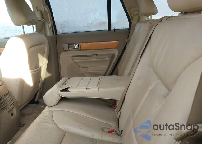 2LMDU68C67BJ21938: 44236986