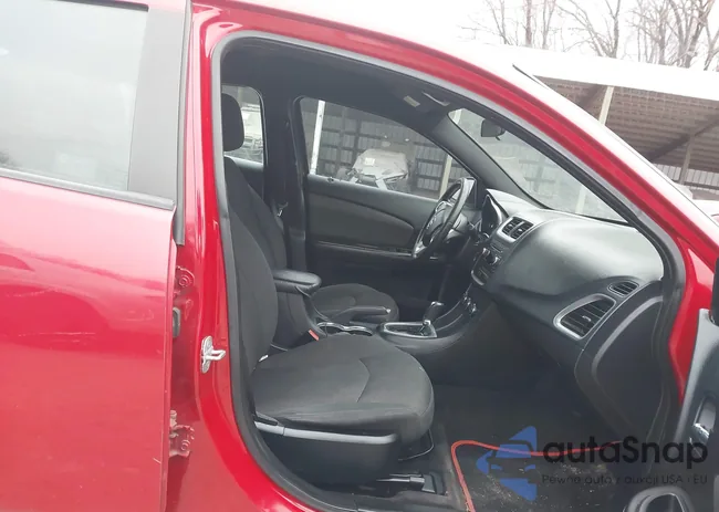 1C3CDZCB8DN680570: 44237072