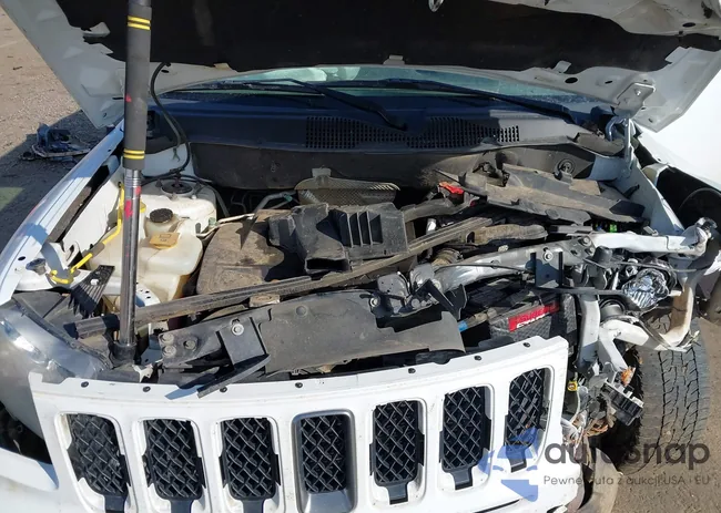 1C4NJDBB7GD632490: 44237075