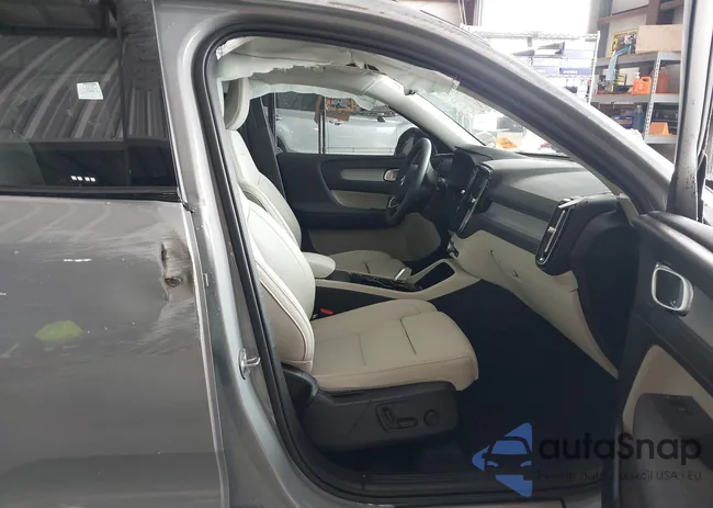 YV4L12UC7S2534997: 44237107