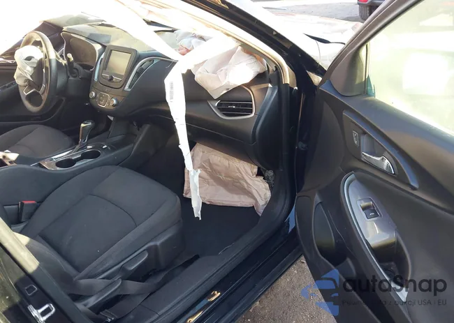 1G1ZB5STXJF238564: 44237140