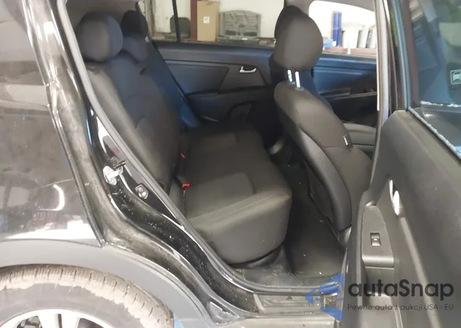 KNDPBCA27B7101959: 44237239