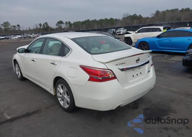 1N4AL3AP9DC143418: 44237280